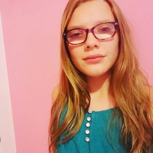 Meet your Posher, Katelyn